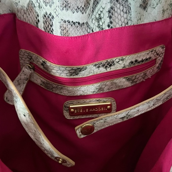 Steve Madden Snake Print Large Tote Bag with gold plated hardware - Picture 12 of 14